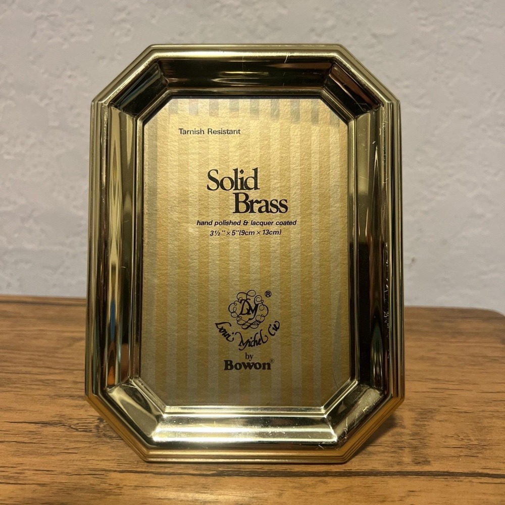 Vintage Loui Michel Cie By Bowon Solid Brass Freestanding Octagonal Frame 3.5x5